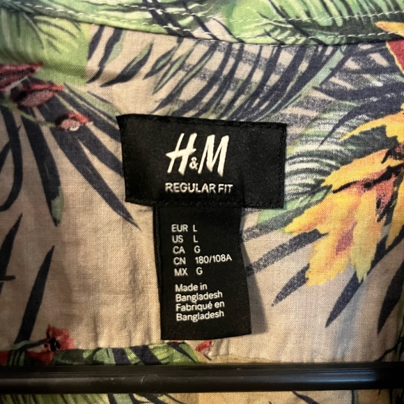 Mens Hawaiian Shirt - Picture 2 of 3